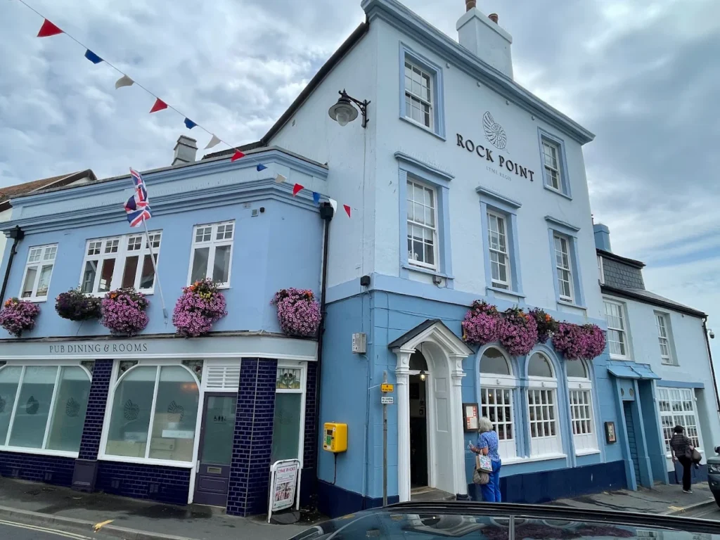 Roickpoint Lyme Regis